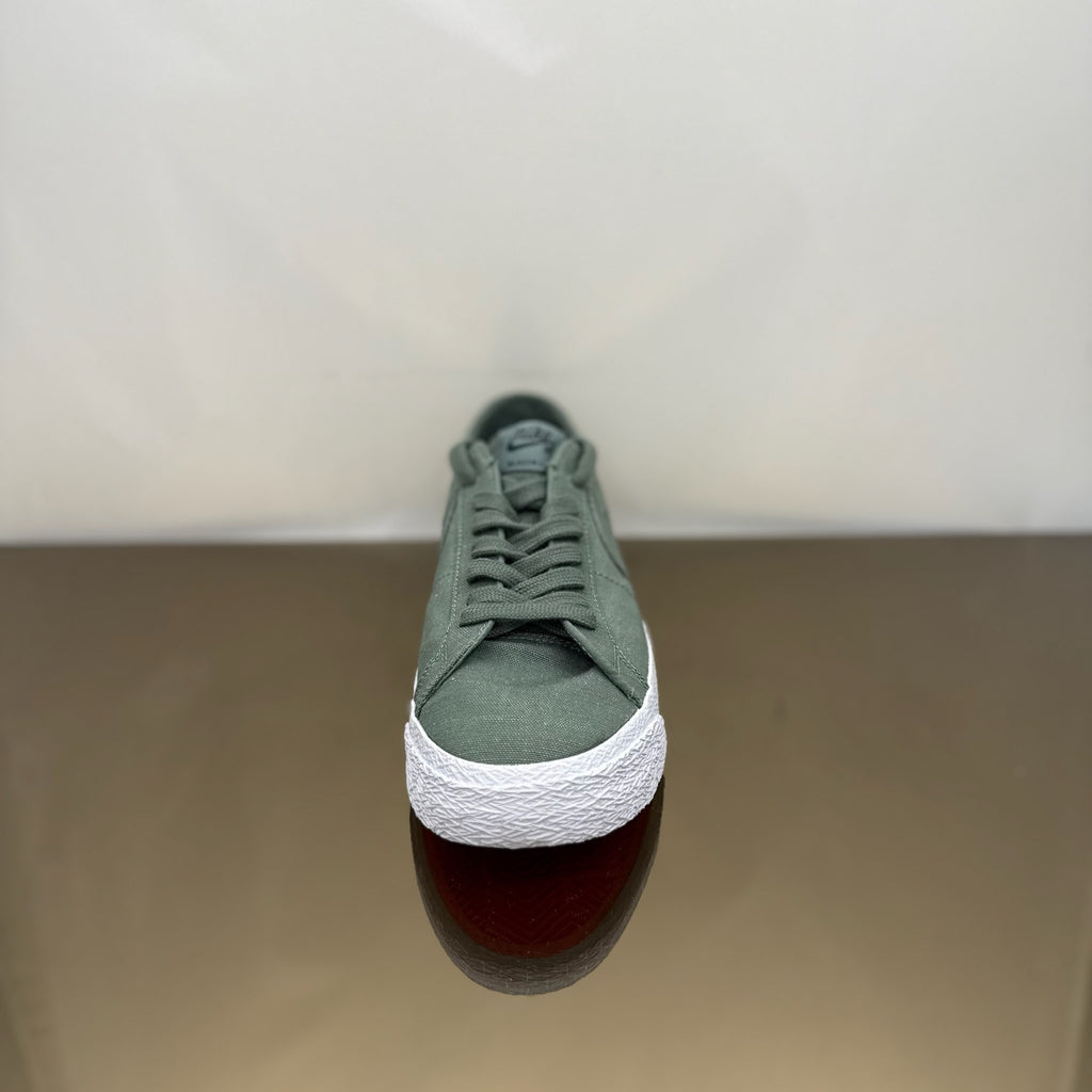 Nike SB Blazer Low Canvas Decon