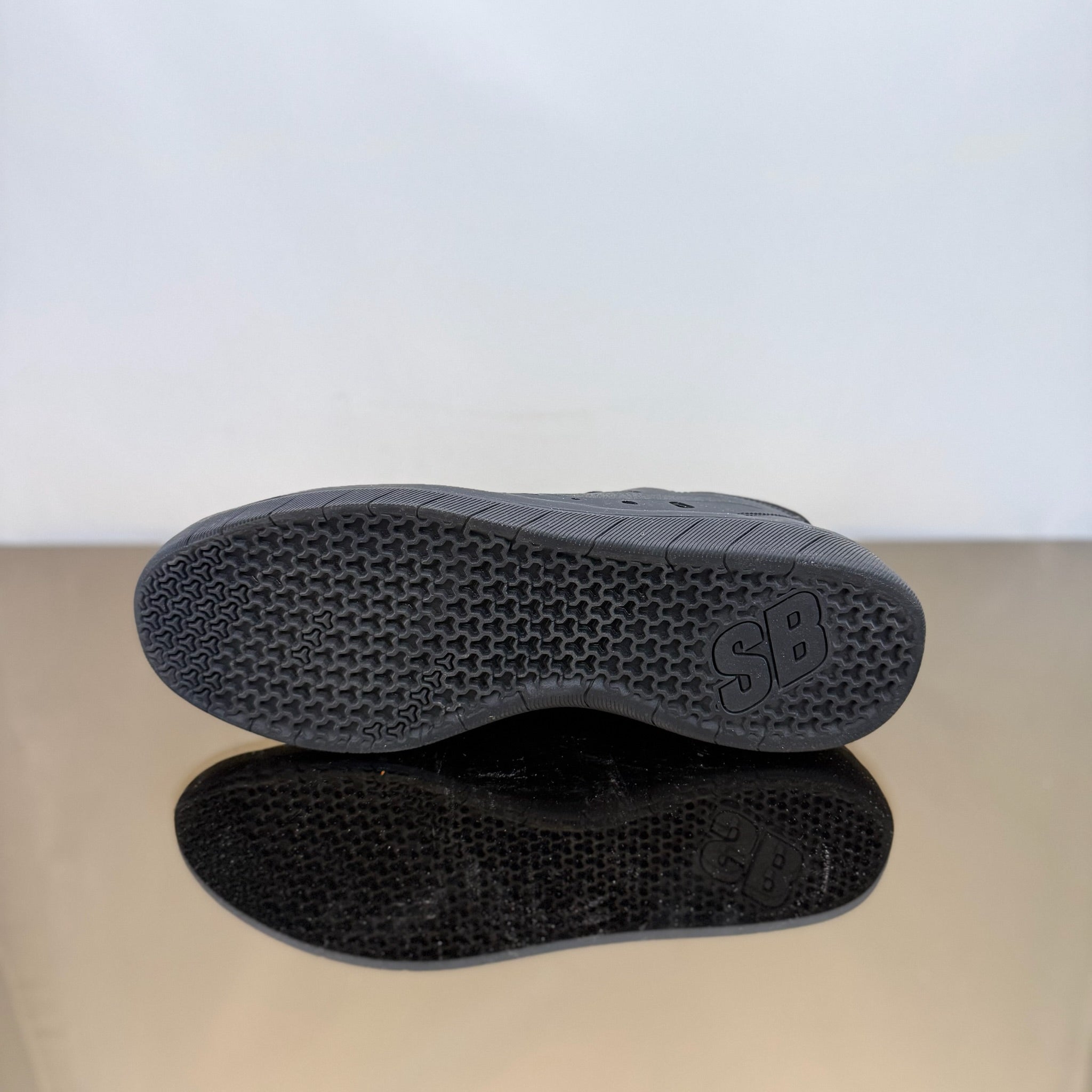 ke SB Nyjah Free Triple Schwarz